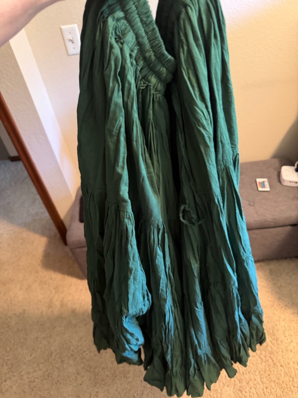 Emerald Green Tiered Maxi Skirt - Women - Picture 2 of 4